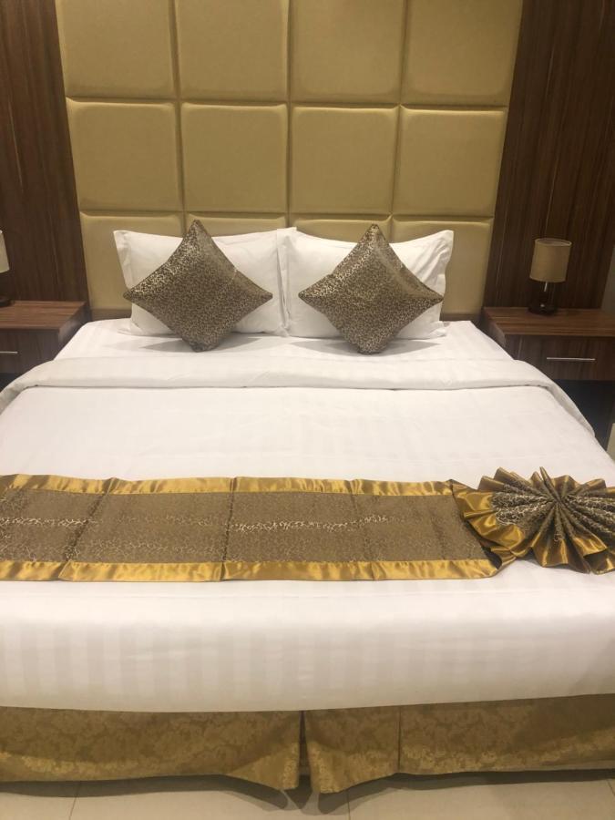 Al Bateel Furnished Apartments 리야드 외부 사진