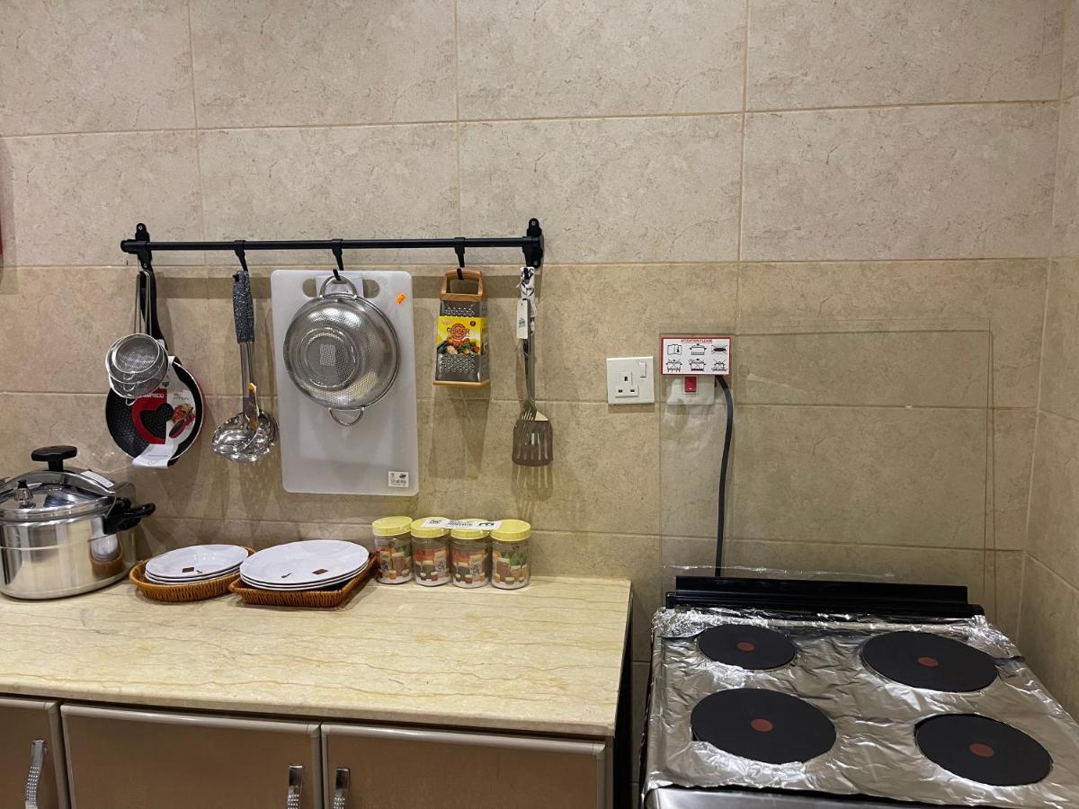 Al Bateel Furnished Apartments 리야드 외부 사진