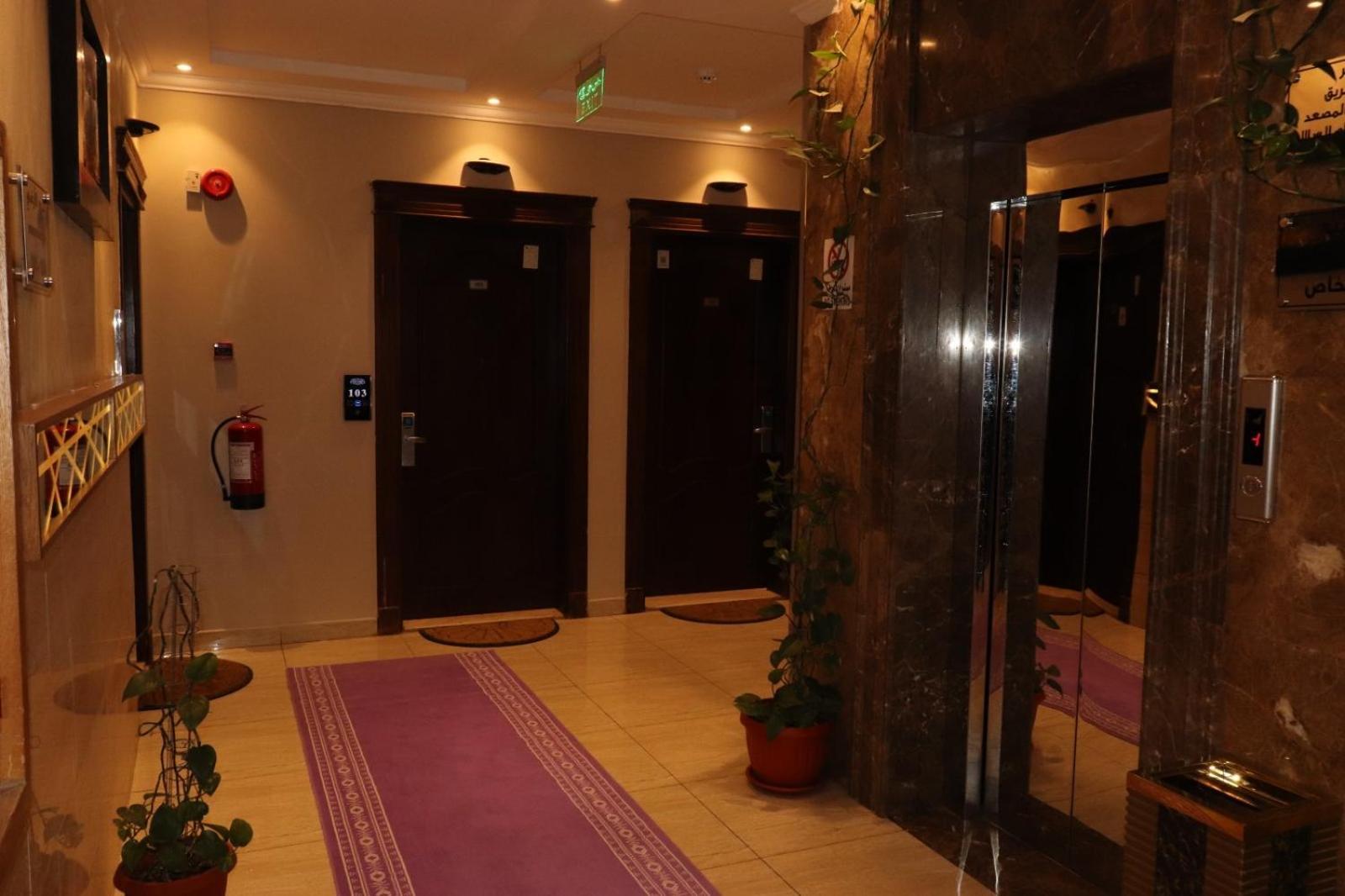 Al Bateel Furnished Apartments 리야드 외부 사진