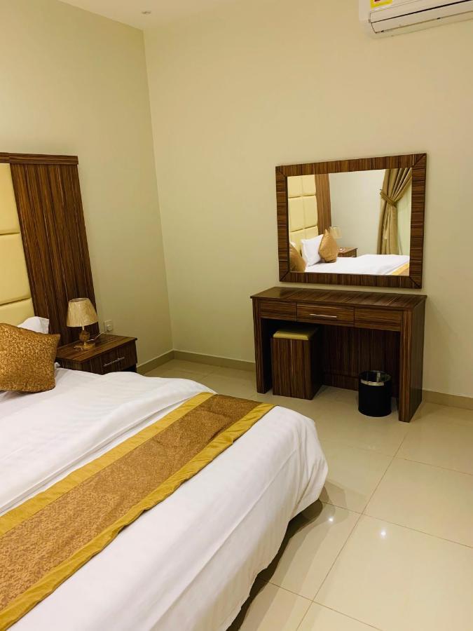 Al Bateel Furnished Apartments 리야드 외부 사진