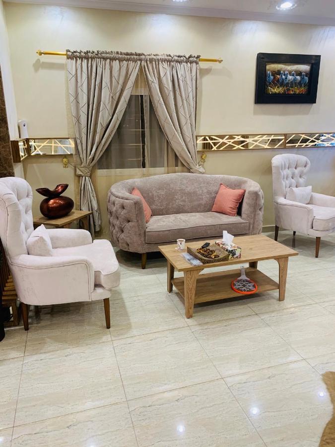 Al Bateel Furnished Apartments 리야드 외부 사진